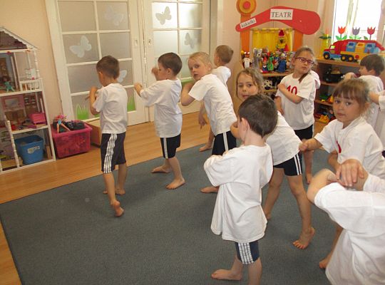 Nie ma to jak zumba-ćwiczymy,tańczymy