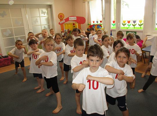 Nie ma to jak zumba-ćwiczymy,tańczymy