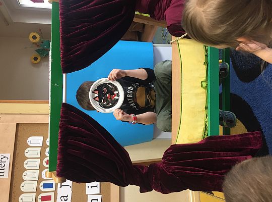 Tworzymy maski teatralne- grupa III