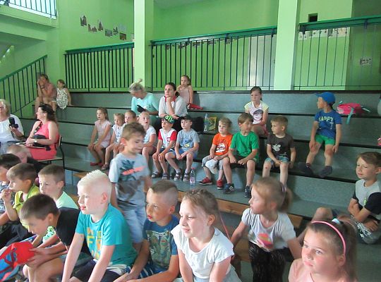 Współpraca ze Szkołą nr 5 -Przedstawienie teatralne