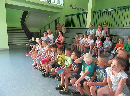 Współpraca ze Szkołą nr 5 -Przedstawienie teatralne