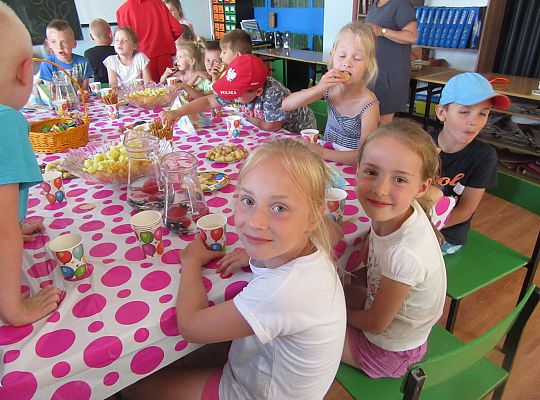 Współpraca ze Szkołą nr 5 -Przedstawienie teatralne