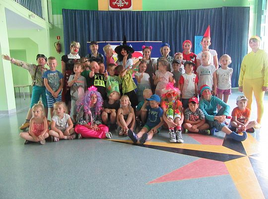 Współpraca ze Szkołą nr 5 -Przedstawienie teatralne