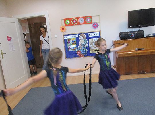 Absolwenci naszego przedszkola z wizytą