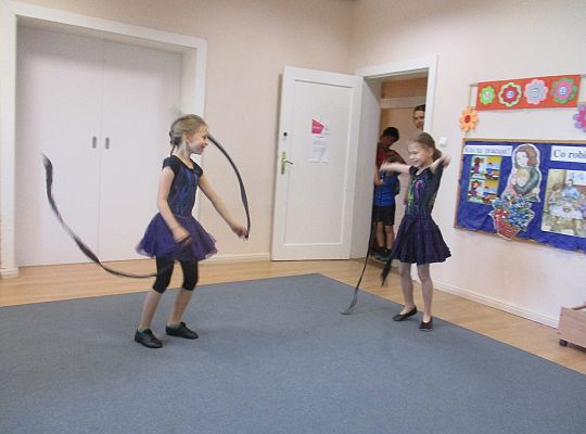 Absolwenci naszego przedszkola z wizytą