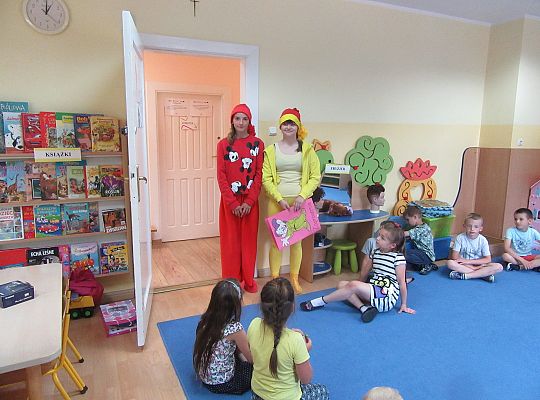 Uczniowie Szkoły Podstawowej nr 5 zapraszają na przedstawienie