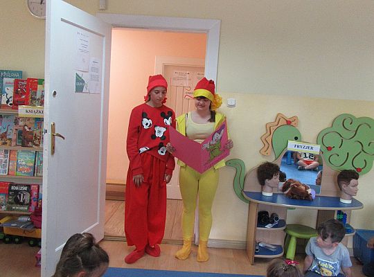 Uczniowie Szkoły Podstawowej nr 5 zapraszają na przedstawienie