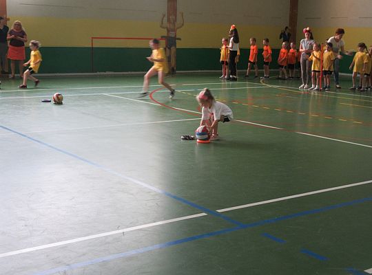 Zawody sportowe w Szkole nr 5