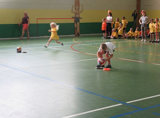 Zawody sportowe w Szkole nr 5