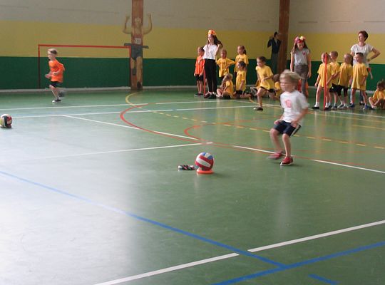 Zawody sportowe w Szkole nr 5