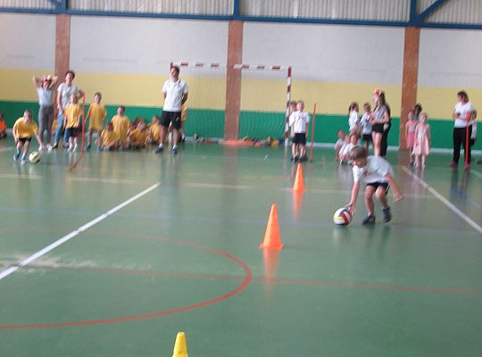 Zawody sportowe w Szkole nr 5