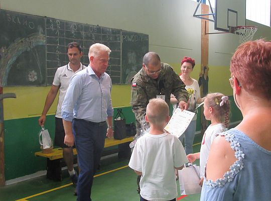 Zawody sportowe w Szkole nr 5