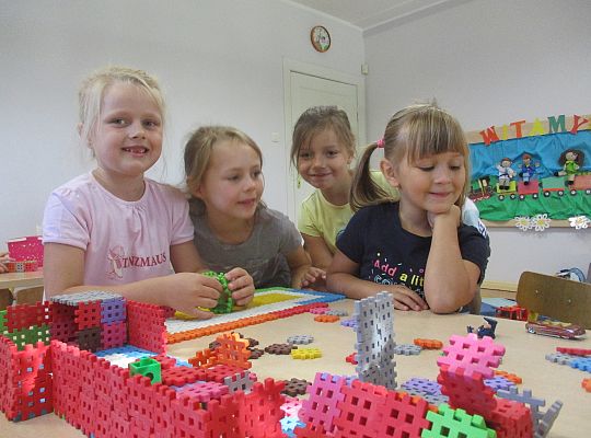 Nowy rok szkolny rozpoczynamy-gr III