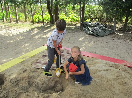 Nowy rok szkolny rozpoczynamy-gr III