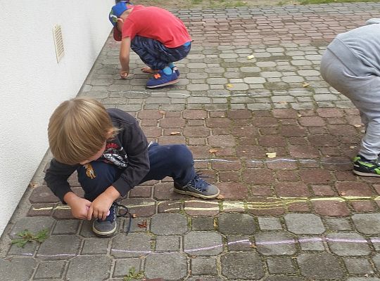 Zabawy na placu przedszkolnym GR II