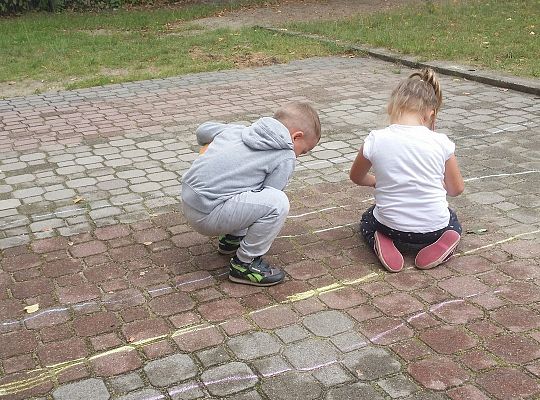 Zabawy na placu przedszkolnym GR II