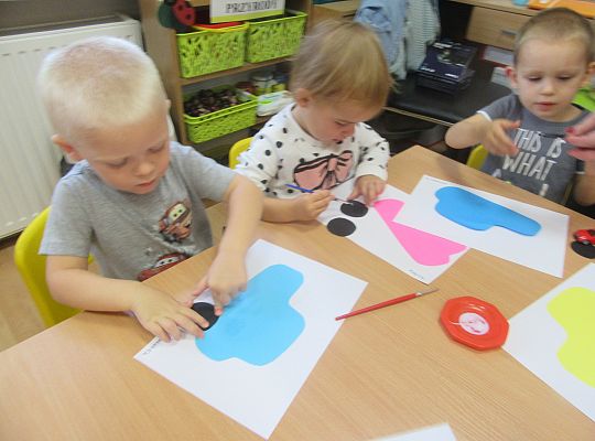 Maluszki zaczynają życie przedszkolaka