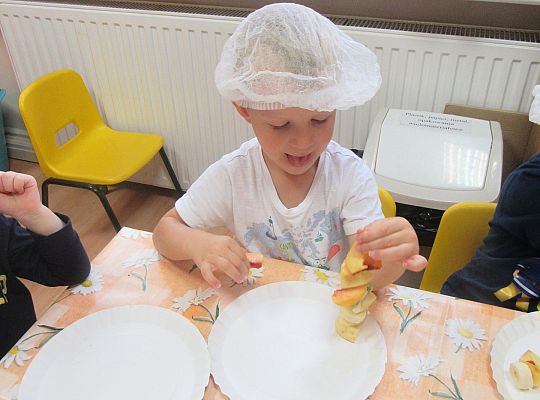 Gr. I szaszłyki owocowe