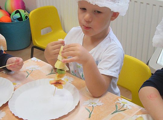 Gr. I szaszłyki owocowe