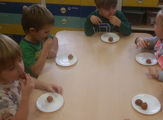 Gr. II "Lubimy niespodzianki"