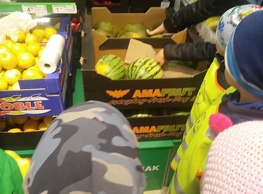 Wycieczka do sklepu gr IV- rozpoznajemy owoce