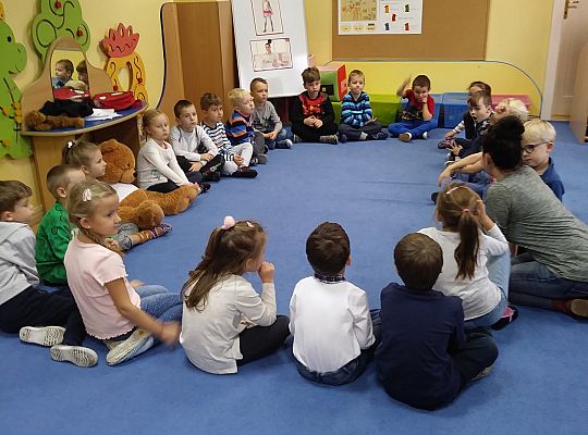 Gr IV-biel i czerwień to nasze barwy-flaga