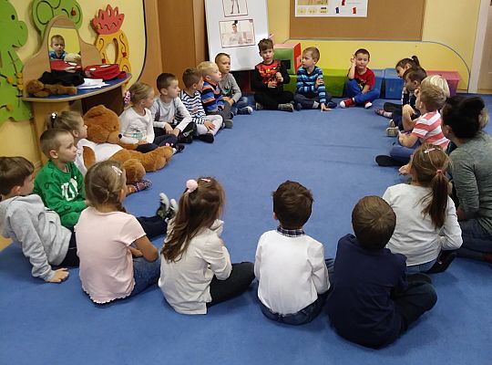 Gr IV-biel i czerwień to nasze barwy-flaga