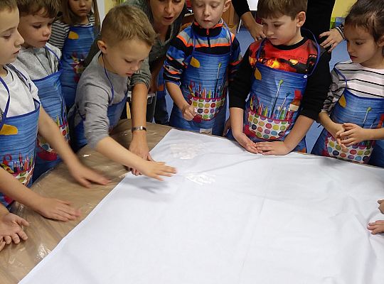 Gr IV-biel i czerwień to nasze barwy-flaga