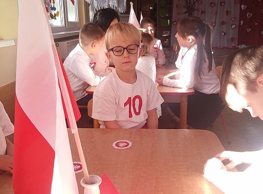 Gr IV-Turniej wiedzy o Polsce w Przedszkolu nr 1 "Kocham Cie Polsko"