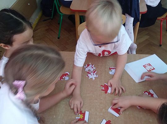 Gr IV-Turniej wiedzy o Polsce w Przedszkolu nr 1 "Kocham Cie Polsko"
