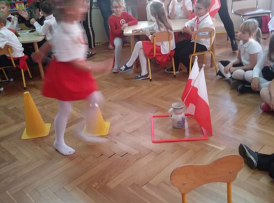 Gr IV-Turniej wiedzy o Polsce w Przedszkolu nr 1 "Kocham Cie Polsko"
