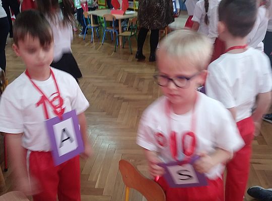 Gr IV-Turniej wiedzy o Polsce w Przedszkolu nr 1 "Kocham Cie Polsko"