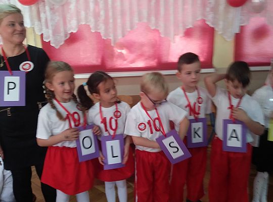 Gr IV-Turniej wiedzy o Polsce w Przedszkolu nr 1 "Kocham Cie Polsko"