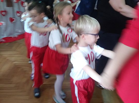 Gr IV-Turniej wiedzy o Polsce w Przedszkolu nr 1 "Kocham Cie Polsko"