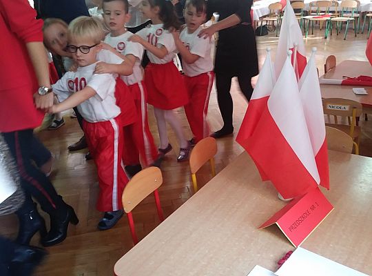 Gr IV-Turniej wiedzy o Polsce w Przedszkolu nr 1 "Kocham Cie Polsko"