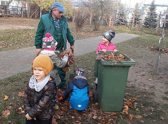 Gr III-jesienne prace w ogrodzie przedszkolnym
