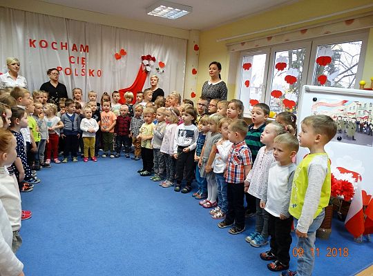 Śpiewamy "MAZURKA DĄBROWSKIEGO"