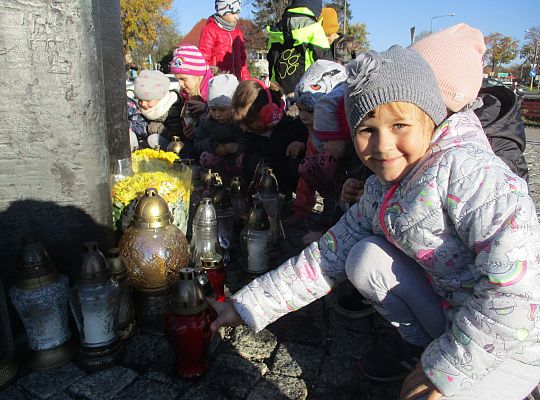Gr III Wyjście pod pomnik