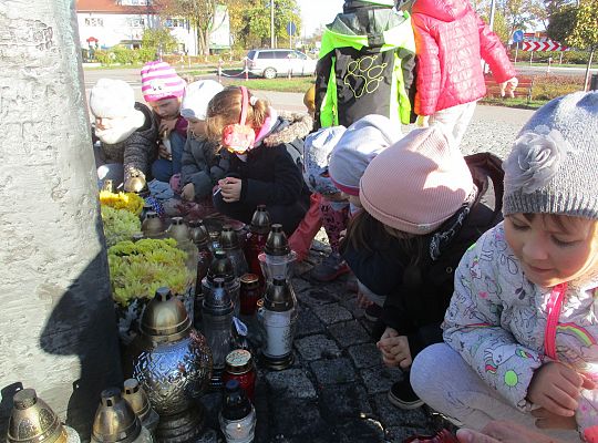 Gr III Wyjście pod pomnik