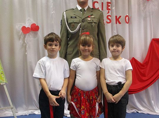 Uroczysty apel z okazji 100 rocznicy Odzyskania Niepodległości