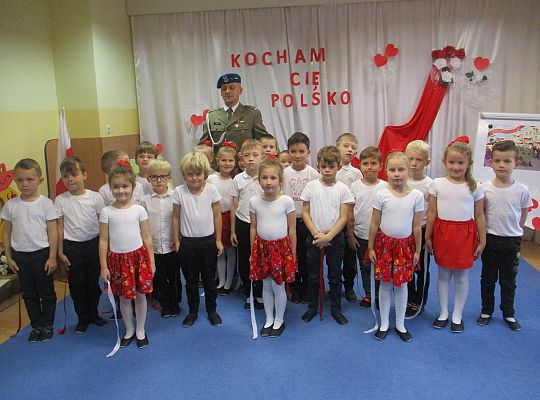 Uroczysty apel z okazji 100 rocznicy Odzyskania Niepodległości