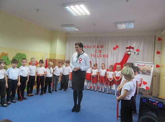 Uroczysty apel z okazji 100 rocznicy Odzyskania Niepodległości