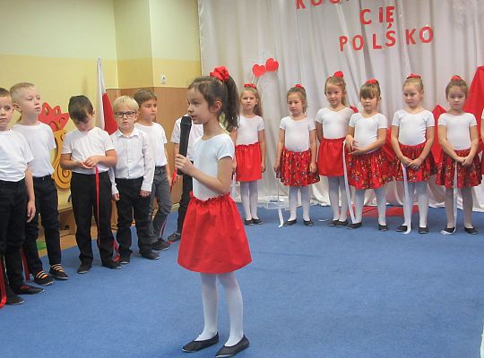 Uroczysty apel z okazji 100 rocznicy Odzyskania Niepodległości