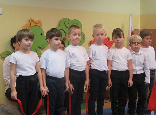 Uroczysty apel z okazji 100 rocznicy Odzyskania Niepodległości