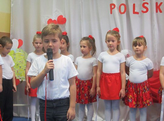 Uroczysty apel z okazji 100 rocznicy Odzyskania Niepodległości