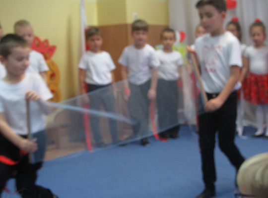 Uroczysty apel z okazji 100 rocznicy Odzyskania Niepodległości