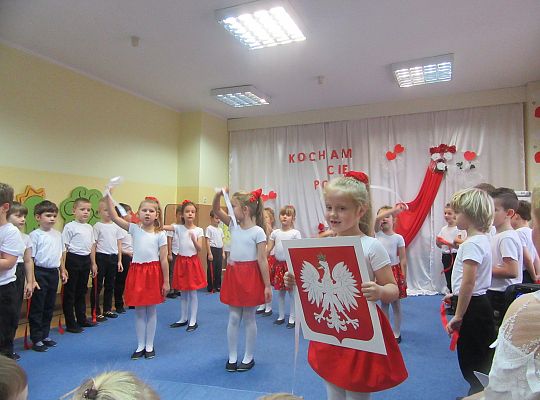 Uroczysty apel z okazji 100 rocznicy Odzyskania Niepodległości