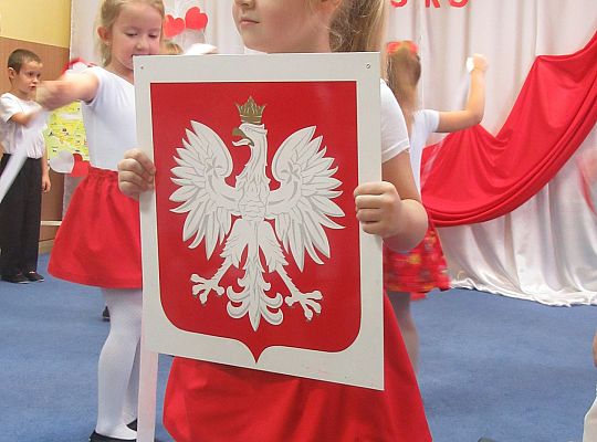 Uroczysty apel z okazji 100 rocznicy Odzyskania Niepodległości