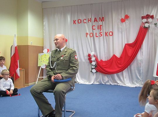 Uroczysty apel z okazji 100 rocznicy Odzyskania Niepodległości