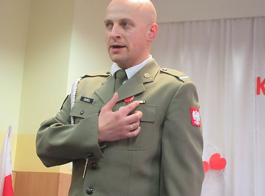 Uroczysty apel z okazji 100 rocznicy Odzyskania Niepodległości